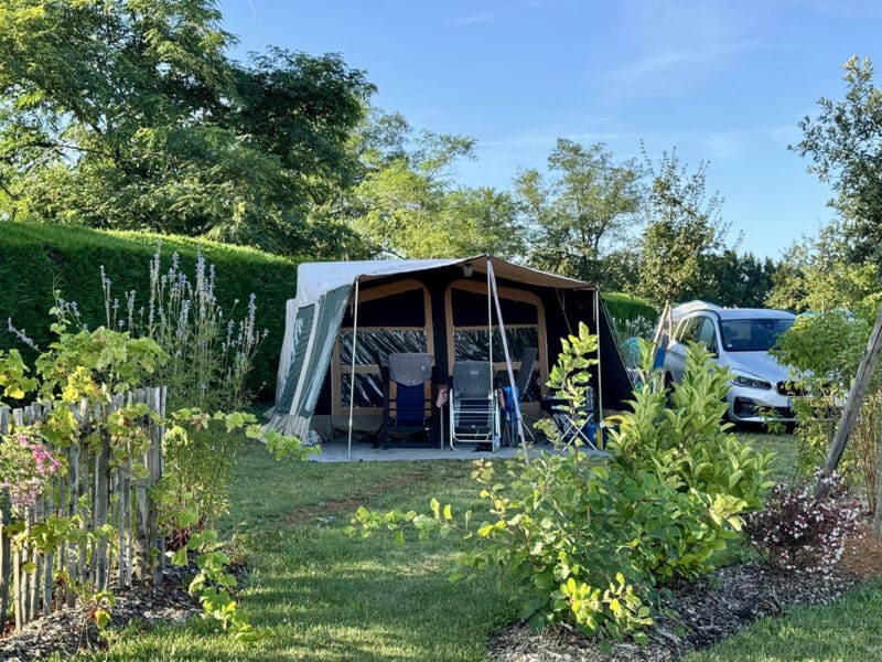 Emplacement-camping-sarlat-dordogne